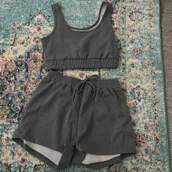 Grey 2 piece set - Picture 1 of 1